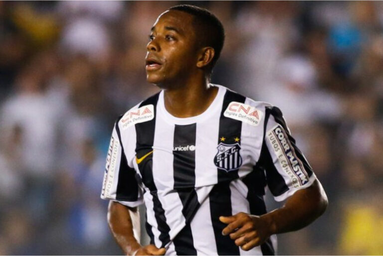 STJ decide que Robinho deve cumprir pena por estupro no Brasil