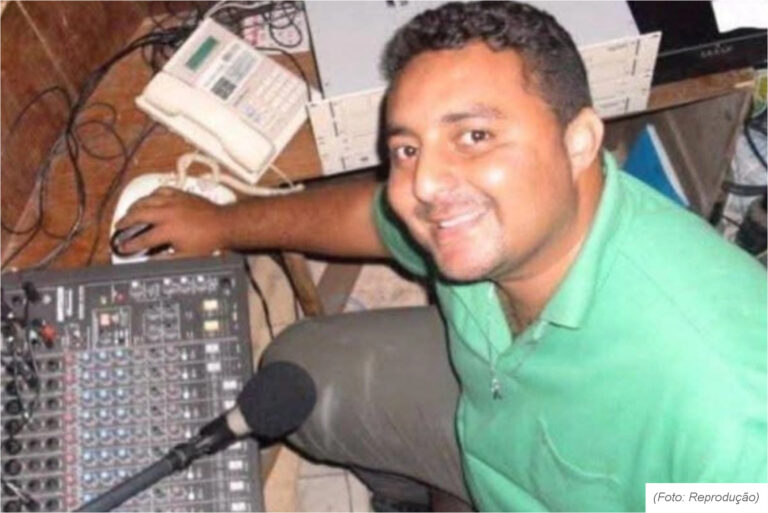 Cópia_de_segurança_de_Cópia_de_segurança_de_Cópia_de_segurança_de_Cópia_de_segurança_de_Cópia_de_segurança_de_Cópia_de_segurança_de_FOTO POSTE - SITE