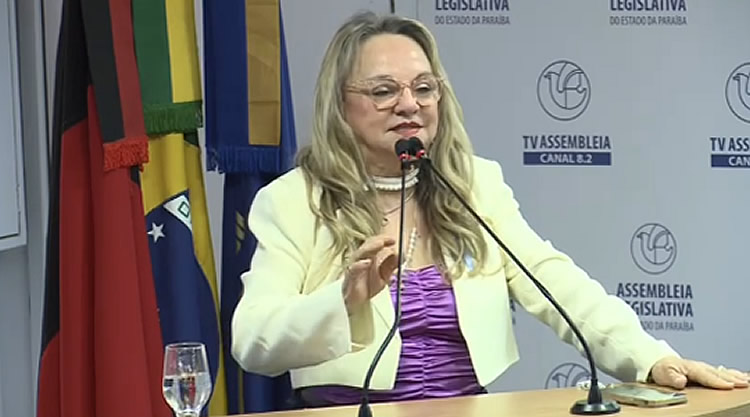 Dra-Paula-na-ALPB