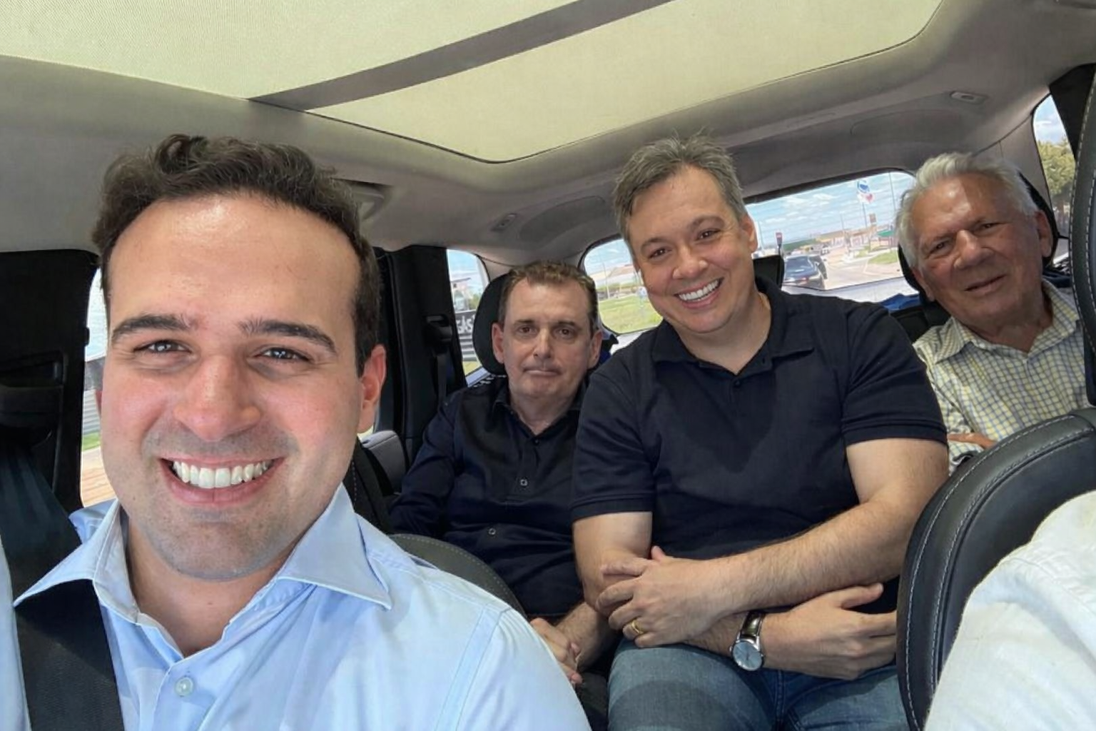 ChatGPT Image 5_03_2026, 13_32_26