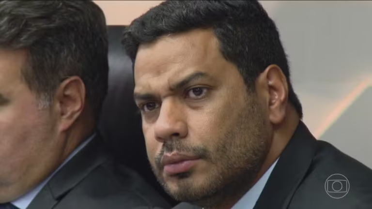 globo-canal-4-20260211-2000-frame-5049