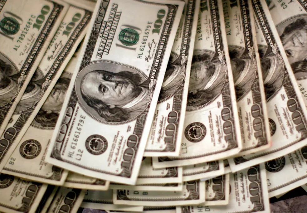 2021-07-08t204723z-1-lynxnpeh6715r-rtroptp-4-global-currencies-survey