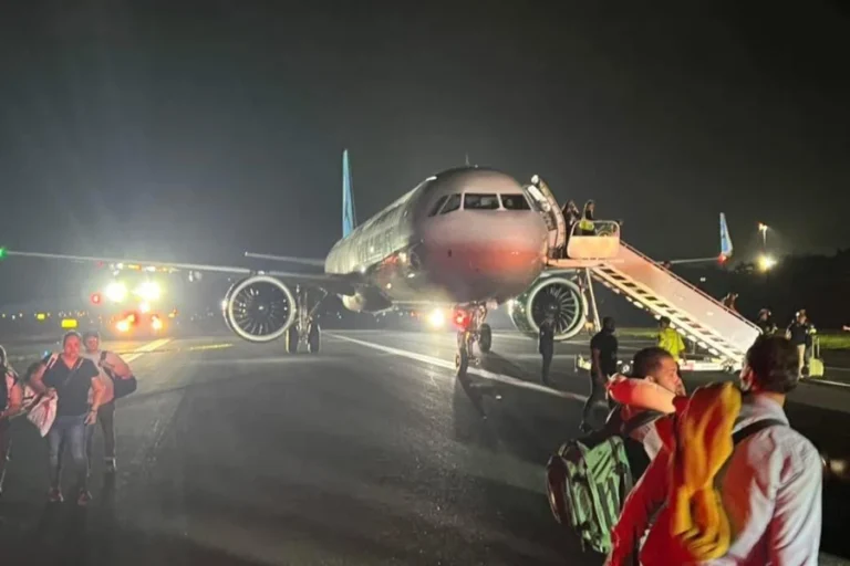 aviao-mata-um-em-acidente-nos-eua
