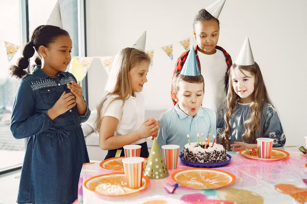 children-s-funny-birthday-party-decorated-room-happy-kids-with-cake-ballons