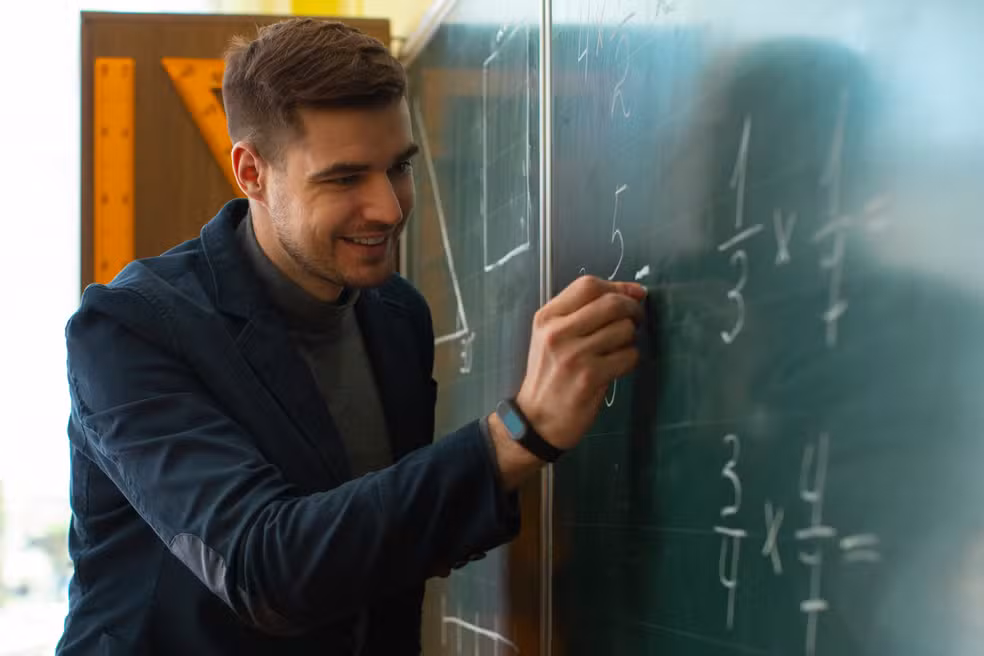 medium-shot-young-man-teaching-math