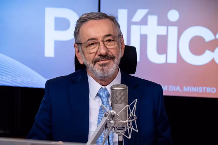 Ministro do Desenvolvimento classifica tarifaço dos EUA como “ilegal” e espera reduzir impactos até dezembro 2 55227748493 7951e3623d o