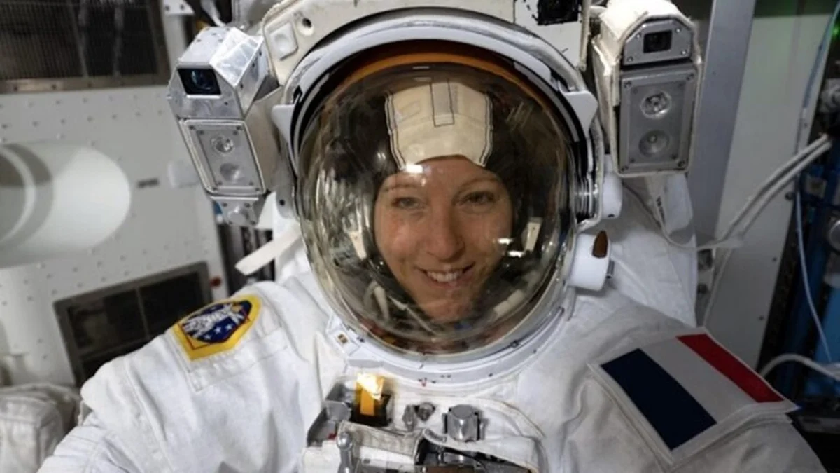 Astronauta Sophie Adenot faz história como primeira francesa a realizar caminhada espacial 1 astronauta francesa espaco