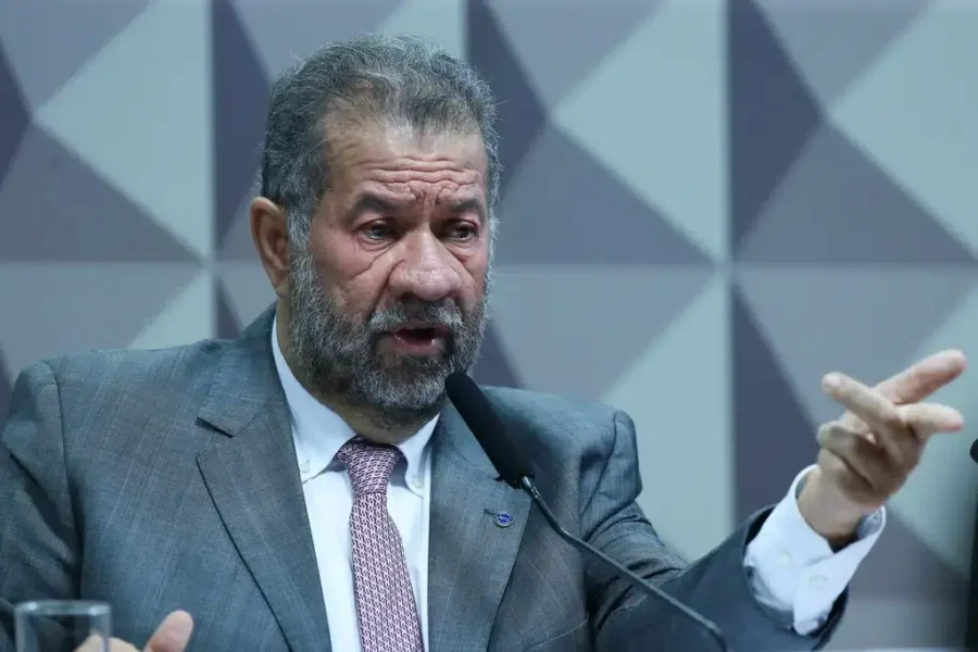 carlos lupi.jpg