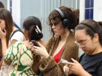 enem celular.jpg
