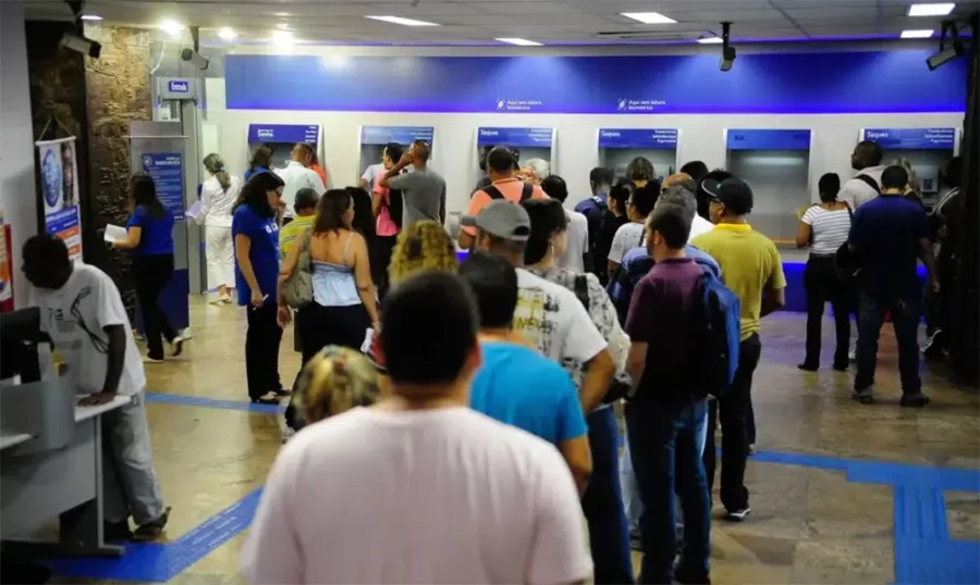fila de banco.jpg