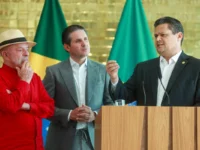 os presidentes luiz inacio lula da silva da republica davi alcolumbre do senado e hugo motta da camara dos deputados fazem declaracao no palacio da alvorada metropoles 6 scaled 1