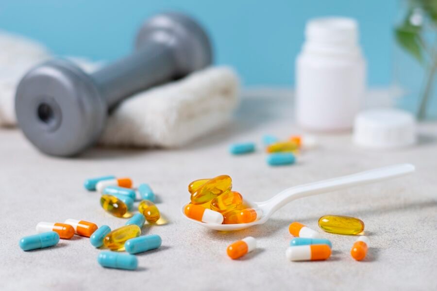 Geração mais jovem já responde por 65% do consumo de suplementos no Brasil, aponta levantamento 2 suplementos metropoles