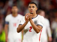 alexander arnold assistencia inglaterra