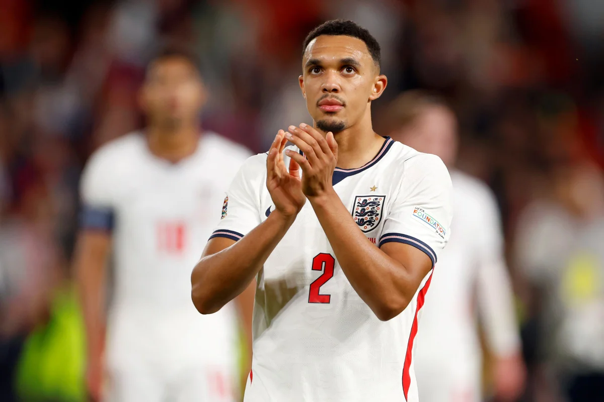 alexander arnold assistencia inglaterra