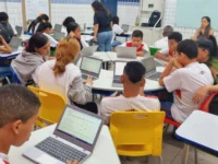 alunos sala de aula.jpg