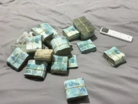 dinheiro apreendido operacao da pf zona de influencia.jpg 1