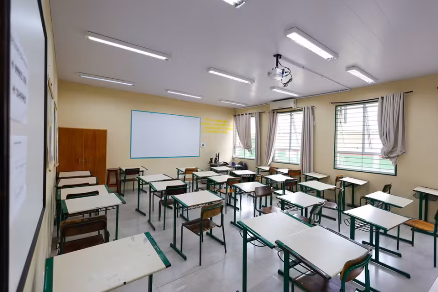 sala de aula vazia em sc