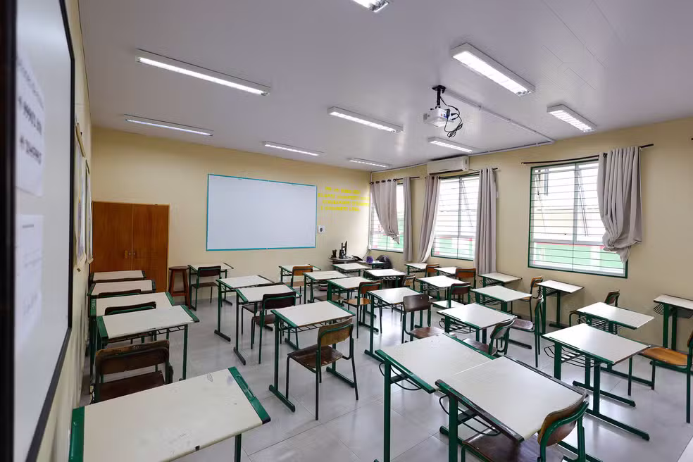 sala de aula vazia em sc