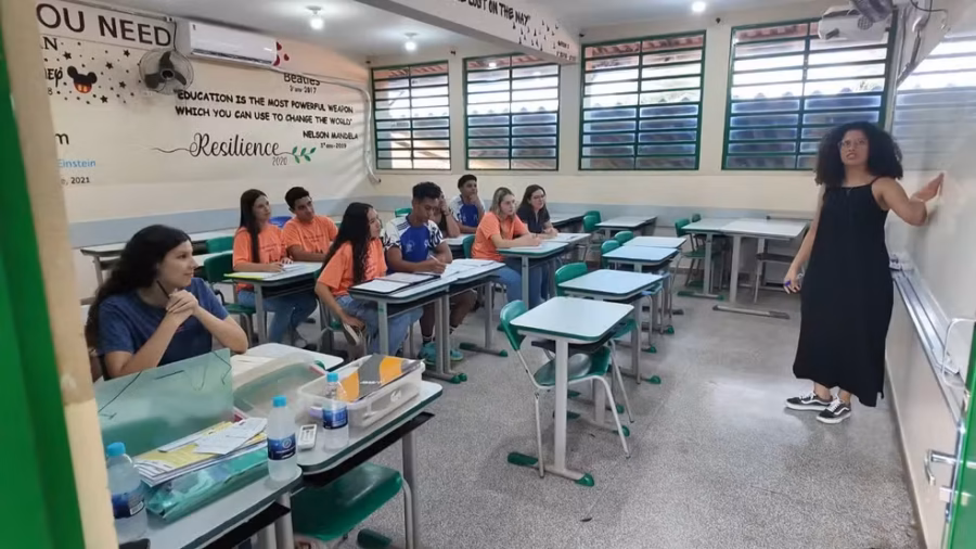 turma cravinhos