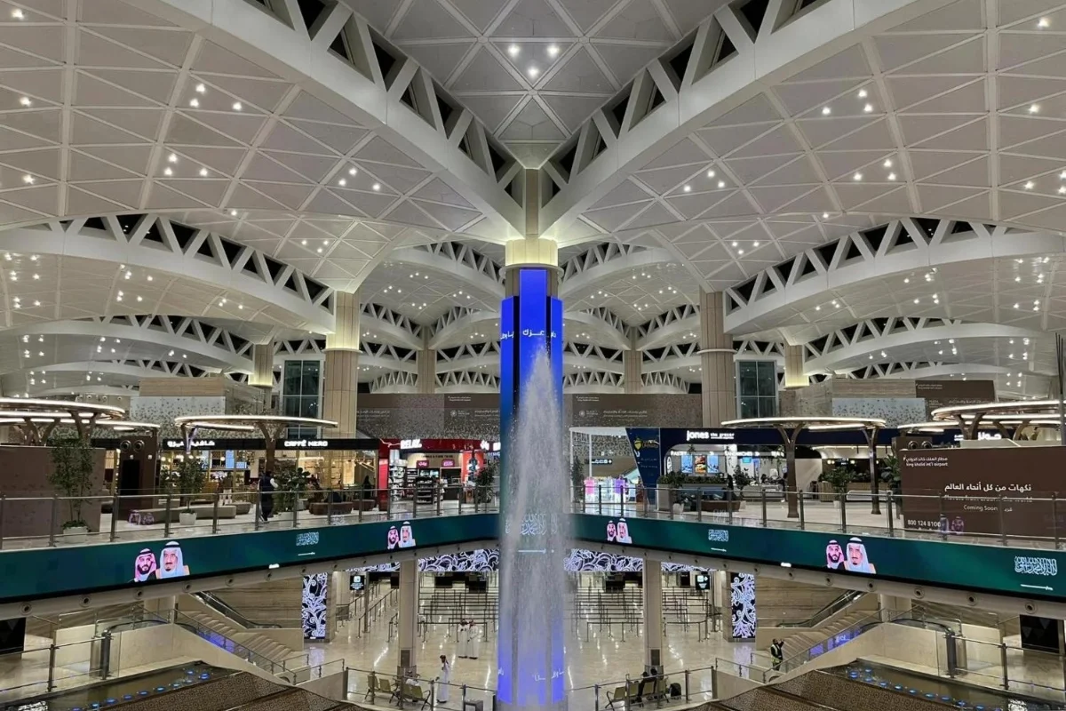 aeroporto riade arabia saudita