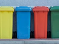 cestos lixo reciclavel pawel czerwinski unsplash