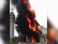 incendio destroi igreja matriz de treze de maio em santa catarina