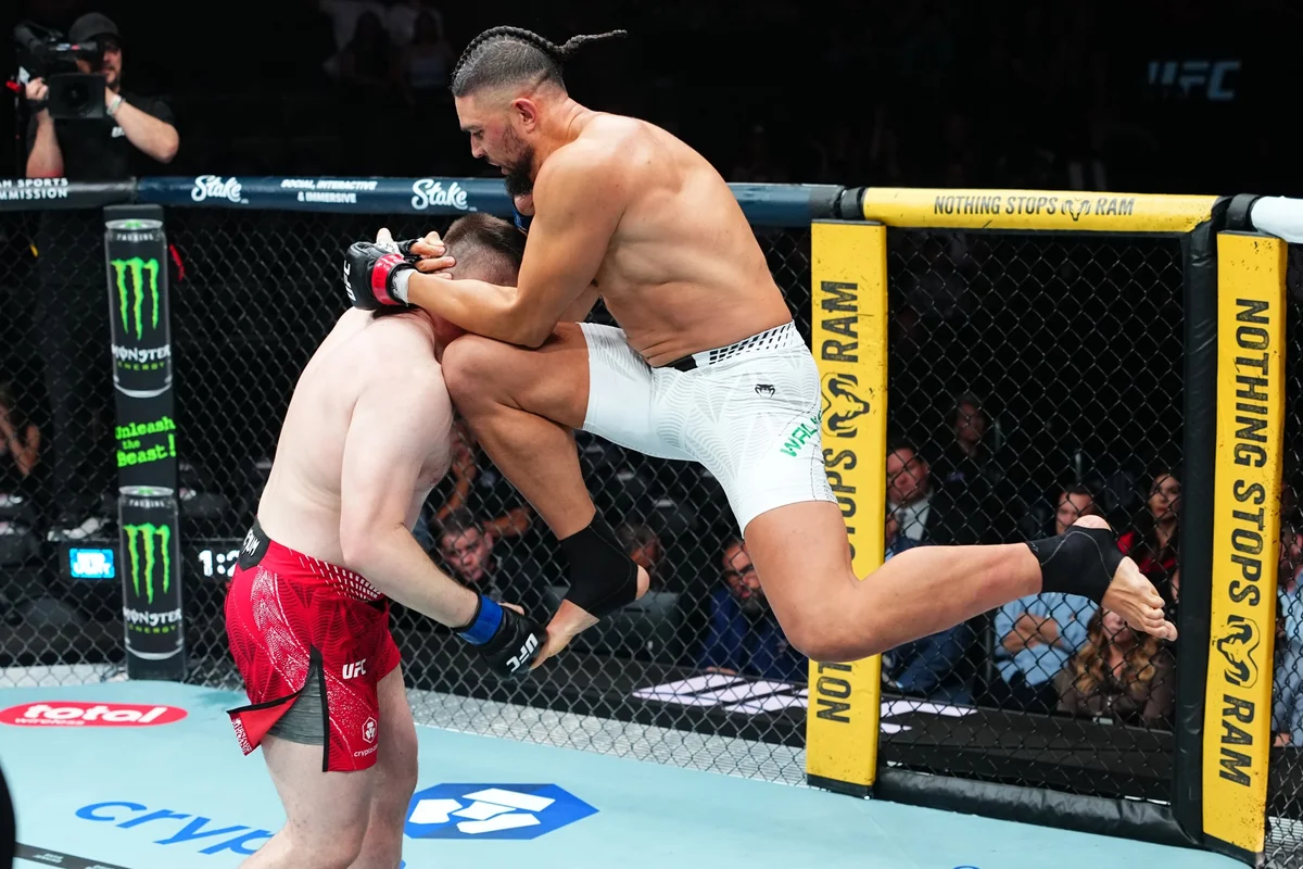 johnny walker nocaute ufc 332