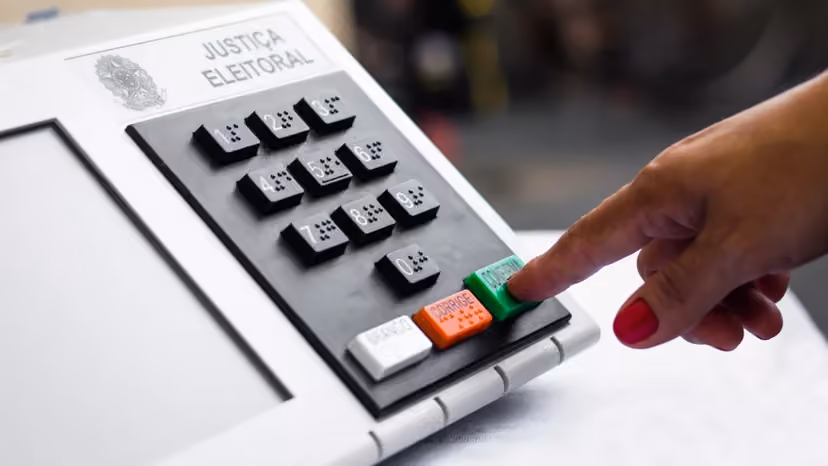 mais eleitores urnas numeros