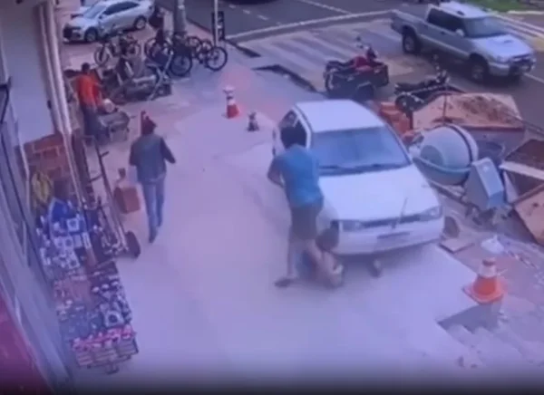 motorista embriagado atropela pai e filho de 1 ano na calcada em ms