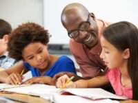 o que muda no novo mais educacao shutterstock